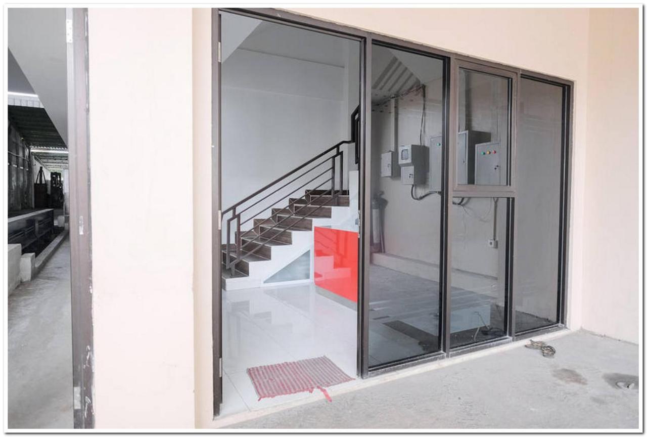 Reddoorz Near Kota Tua 2 Hotel Джакарта Екстериор снимка